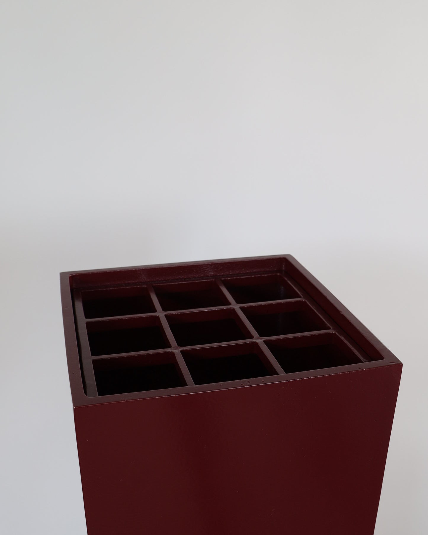 IXIA Vase - Large burgundy
