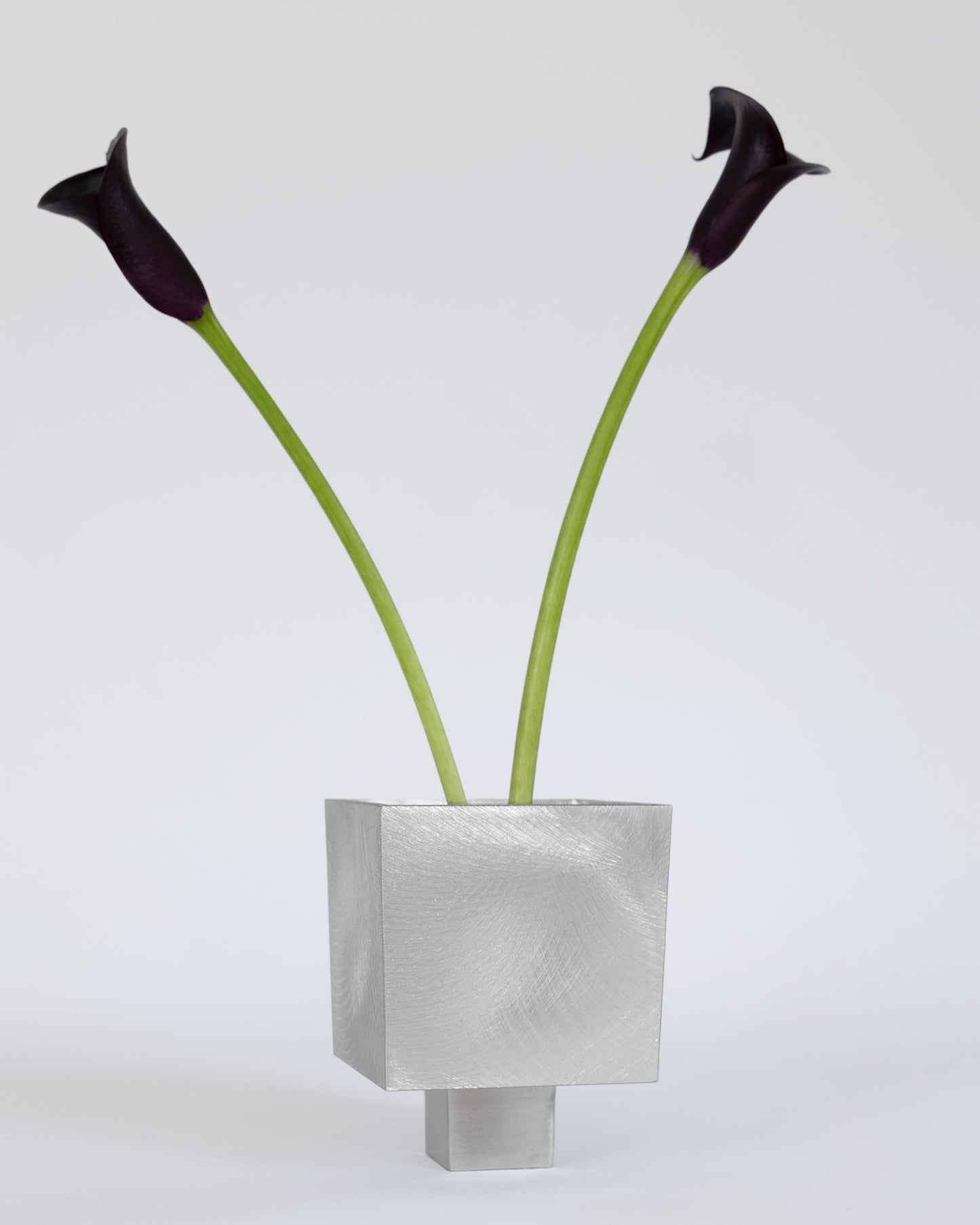 Small IXIA Vase - pre order