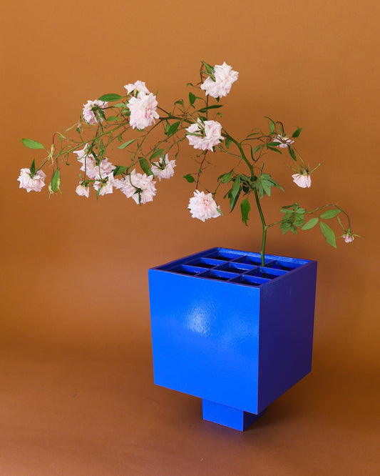IXIA Vase — Large blue